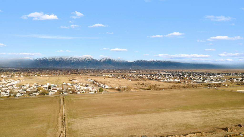 2423 S 3300 W Syracuse, UT 84075