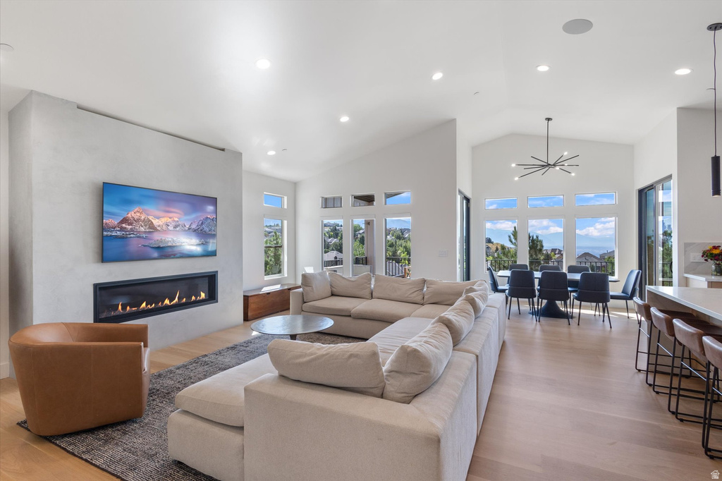 1536 E TRAIL CREST CT Draper, UT 84020