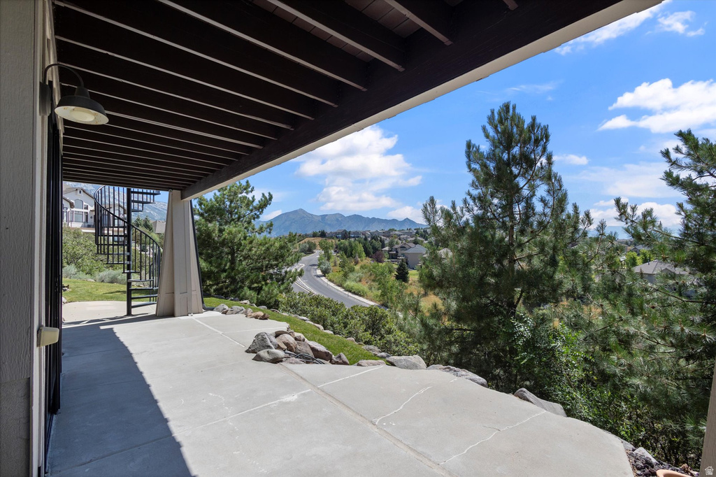 1536 E TRAIL CREST CT Draper, UT 84020