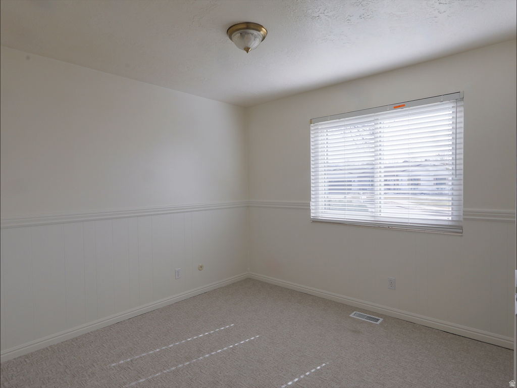 1033 E 825 N Layton, UT 84040