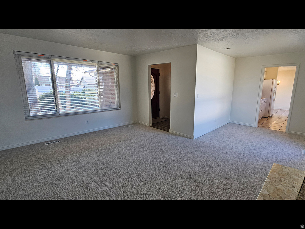 1033 E 825 N Layton, UT 84040