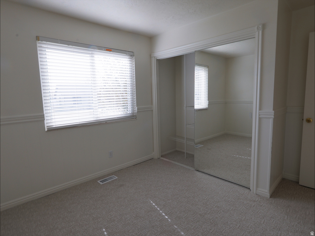 1033 E 825 N Layton, UT 84040