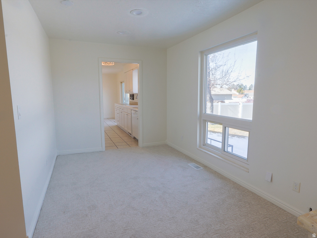 1033 E 825 N Layton, UT 84040