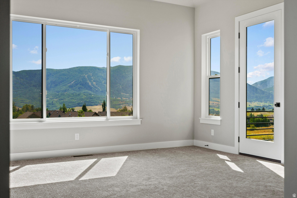 5713 E ELKHORN DR Eden, UT 84310