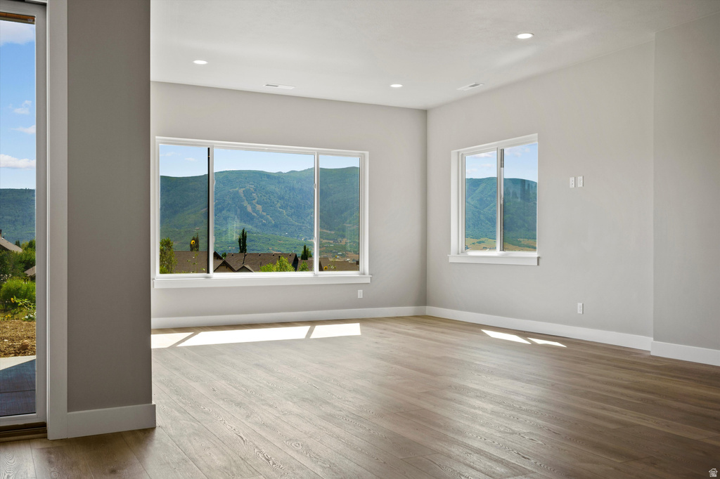 5713 E ELKHORN DR Eden, UT 84310