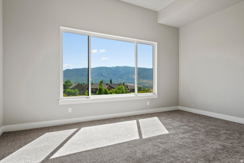 5713 E ELKHORN DR Eden, UT 84310