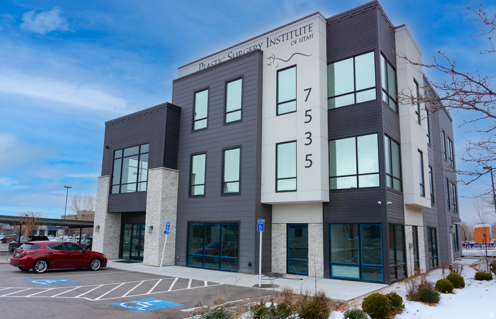 7535 S Union Park Ave, Sandy, UT 84047