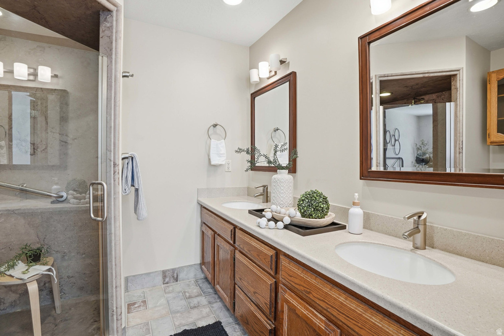 10286 S EDGECLIFF DR Sandy, UT 84092