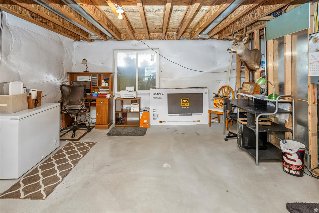 458 W 275 S Tremonton, UT 84337