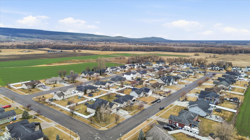 575 N 850 E Wellsville, UT 84339