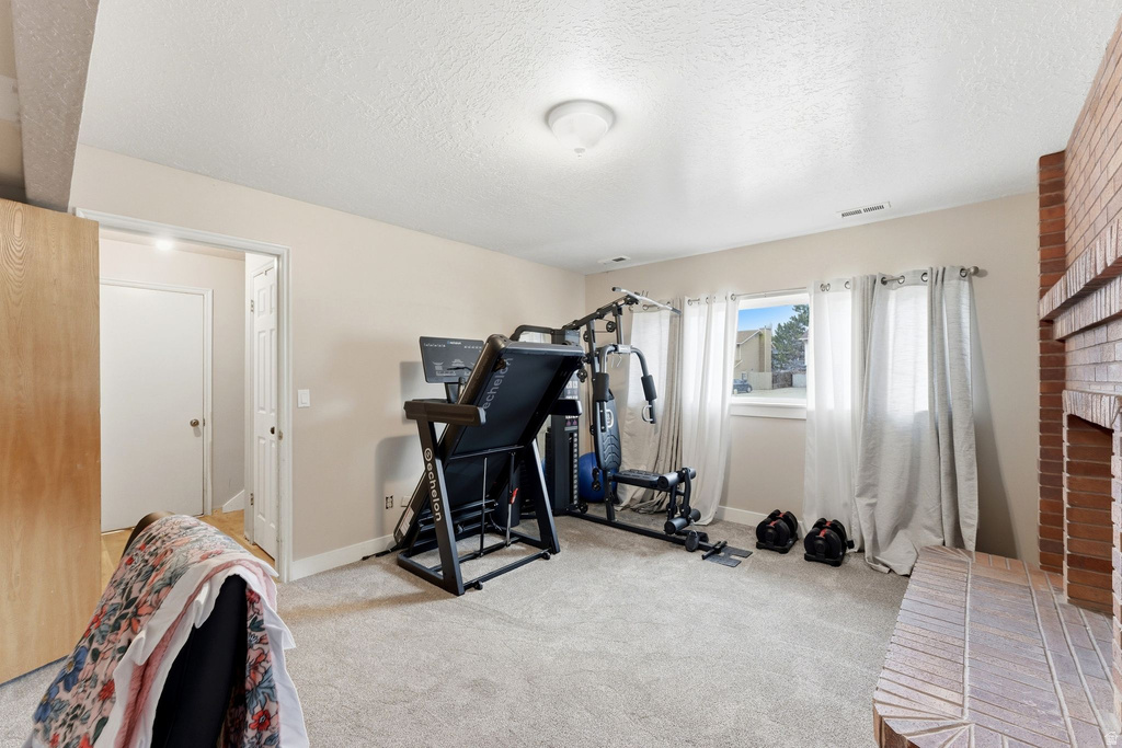 2963 W 5750 S Roy, UT 84067