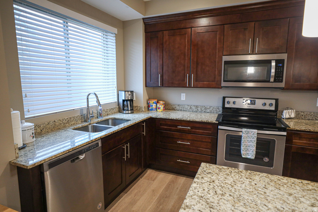 1225 E WOLF HOLLOW LN #101 Holladay, UT 84117