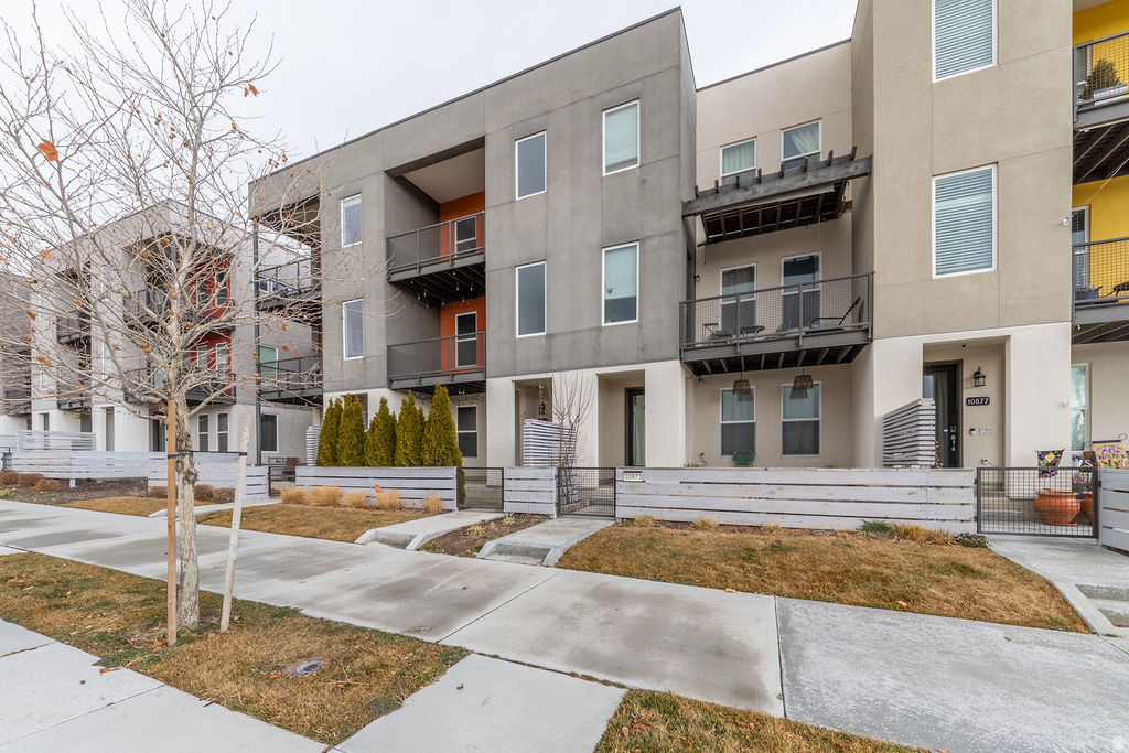 10871 S LAKE RUN RD #195 South Jordan, UT 84009