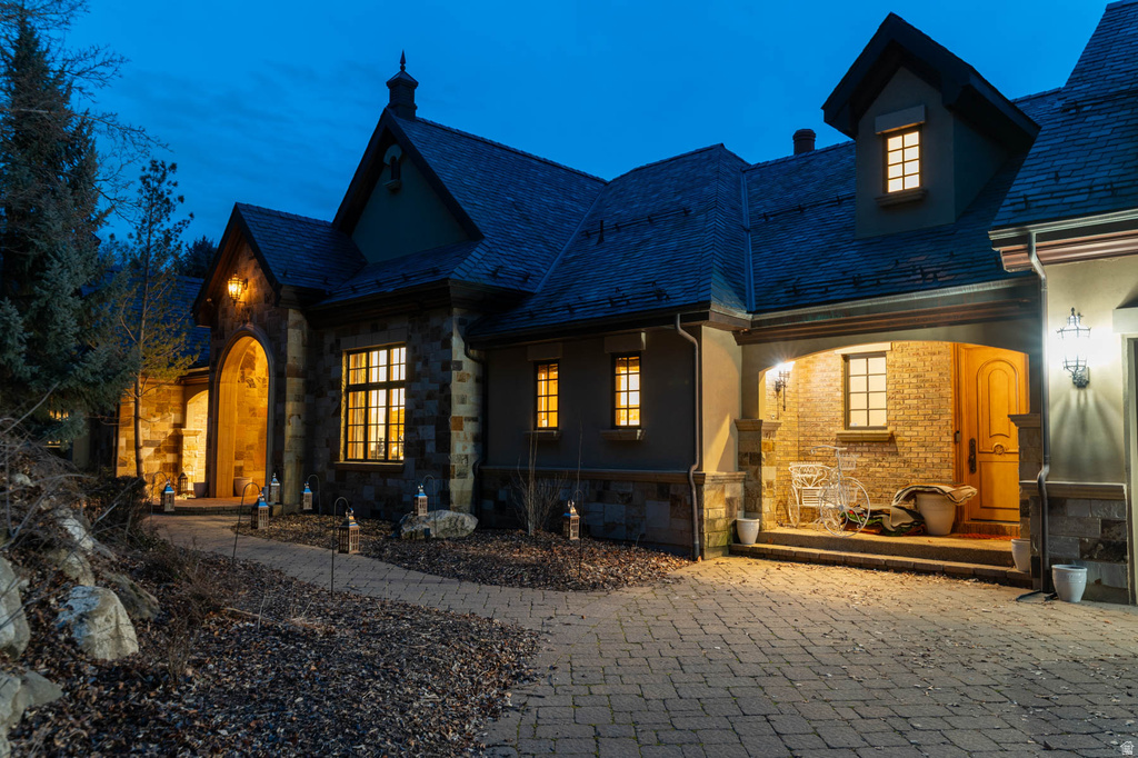 4601 N FOOTHILL DR Provo, UT 84604