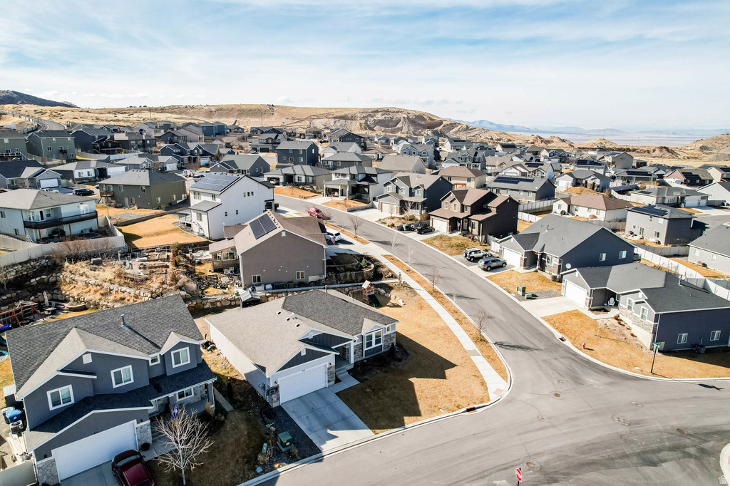 412 FLAGSTONE DR Santaquin, UT 84655