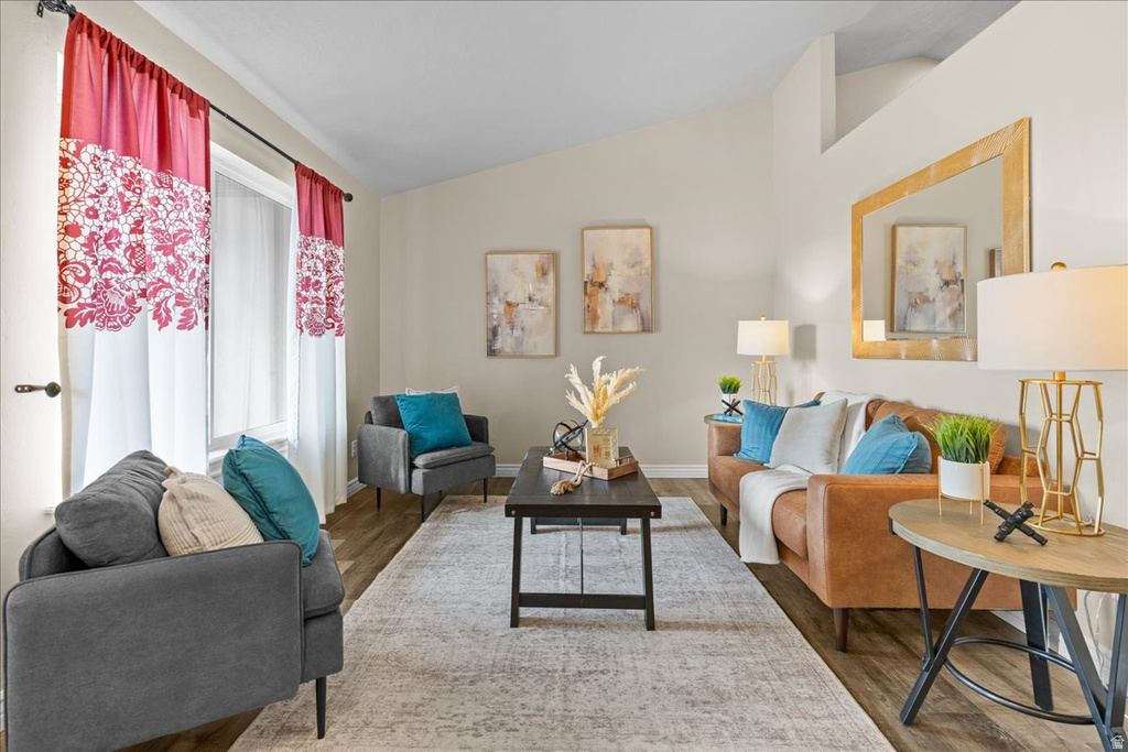 379 S 1370 E Tooele, UT 84074