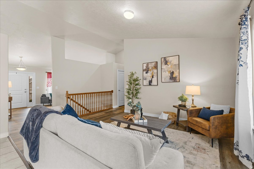 379 S 1370 E Tooele, UT 84074