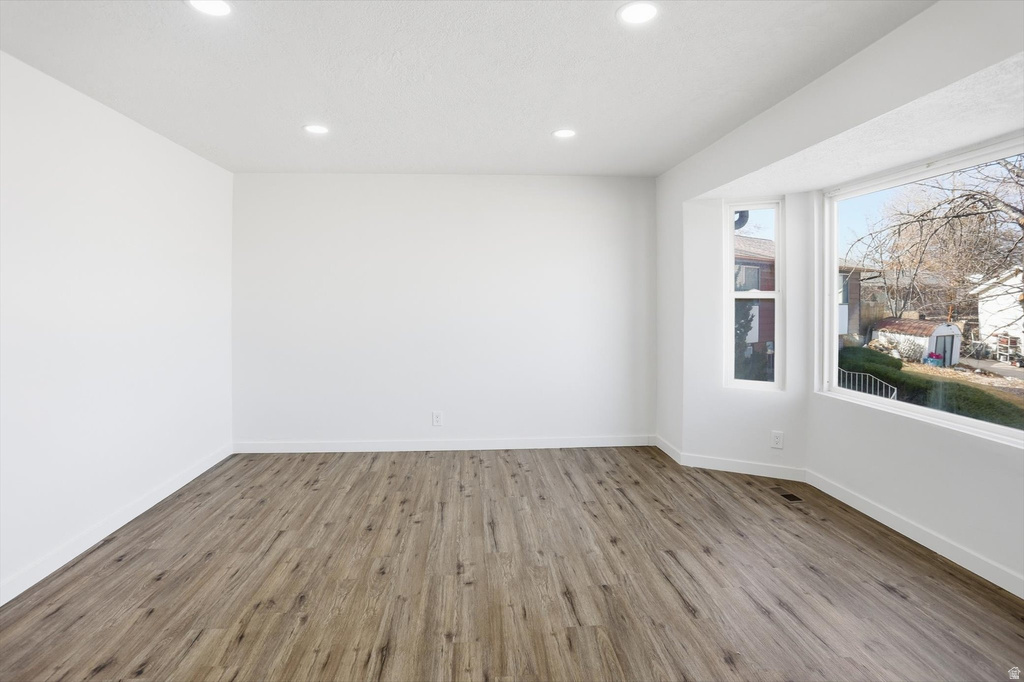 5251 W 4935 S Kearns, UT 84118