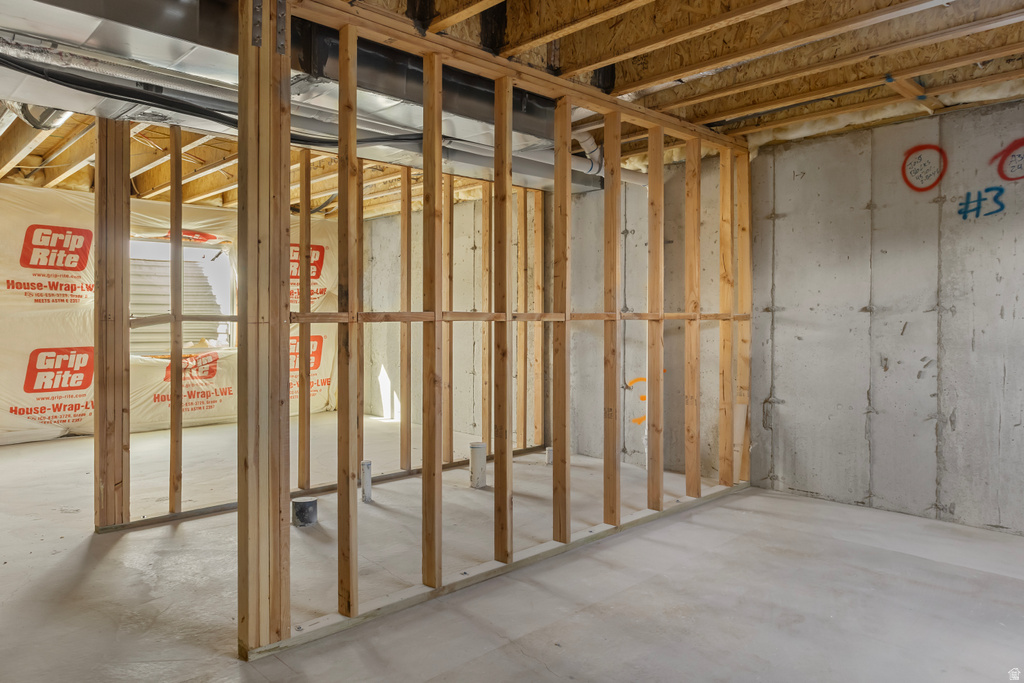 251 W 1160 N #23 Tooele, UT 84074