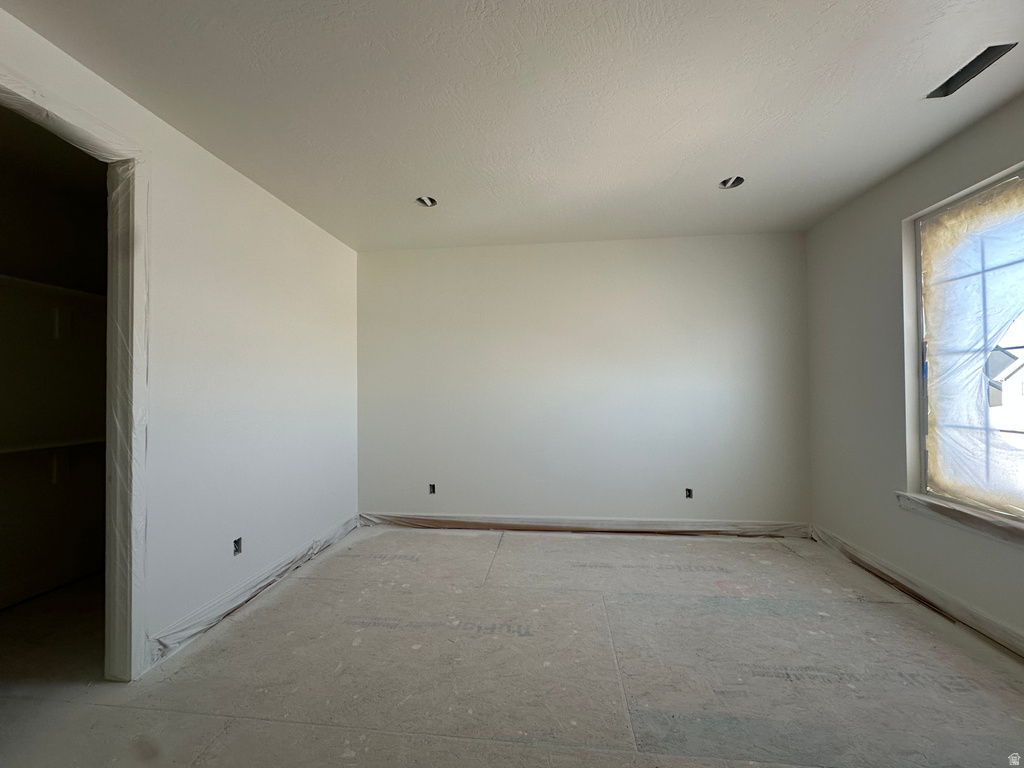 2136 N 725 W Centerville, UT 84014