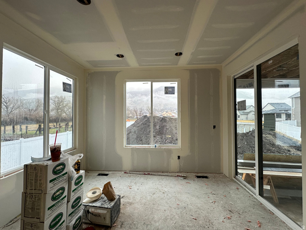 2136 N 725 W Centerville, UT 84014