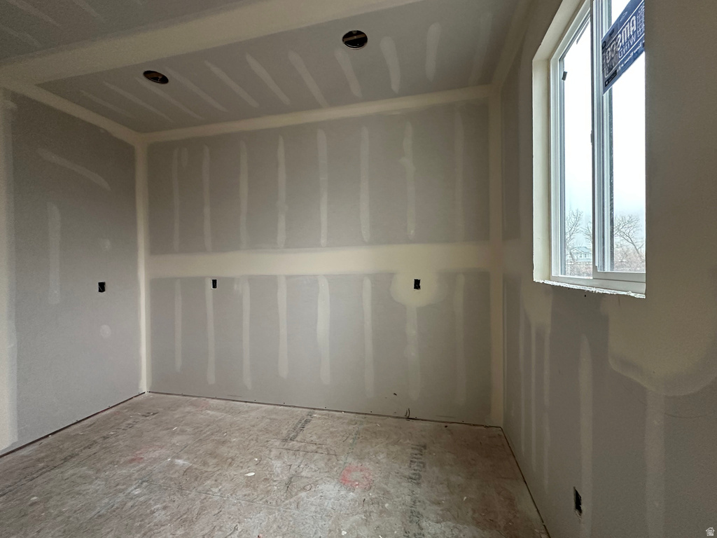 2136 N 725 W Centerville, UT 84014