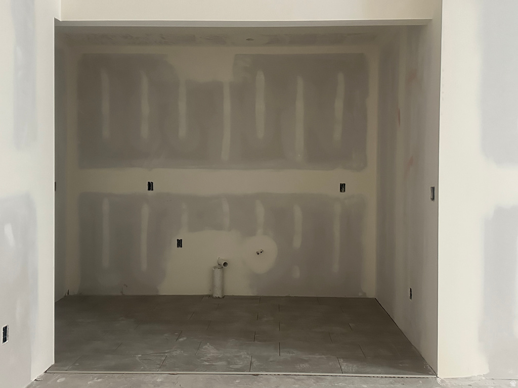 2136 N 725 W Centerville, UT 84014