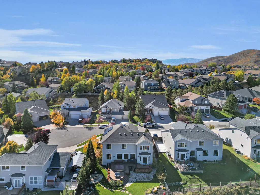 1917 E ASPEN LEAF PL Draper, UT 84020