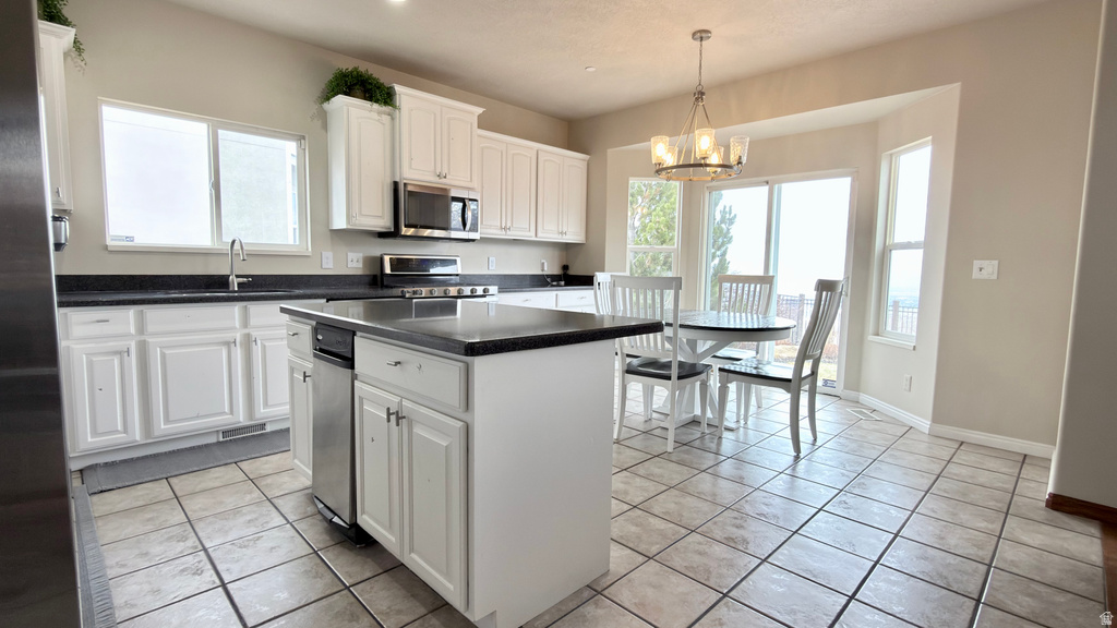 1917 E ASPEN LEAF PL Draper, UT 84020