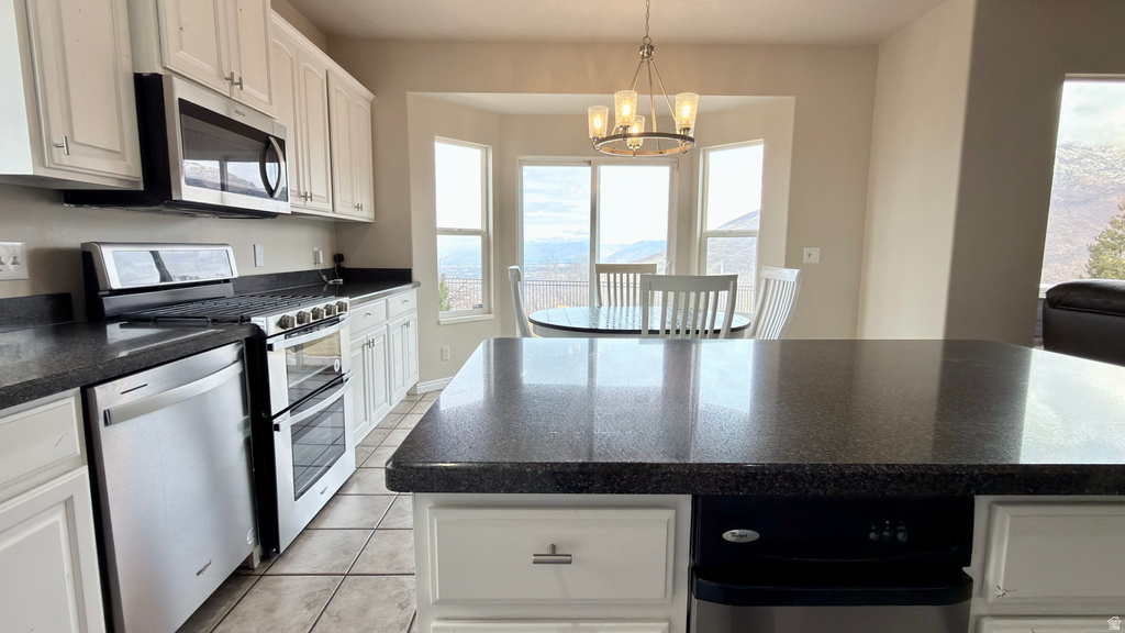 1917 E ASPEN LEAF PL Draper, UT 84020