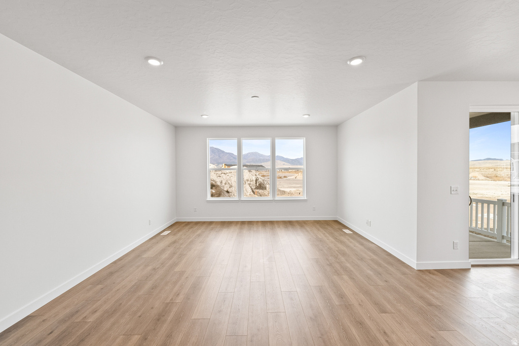 5401 N SADDLE STONE DR #526 Eagle Mountain, UT 84005