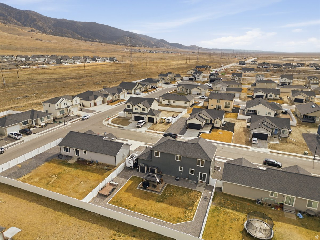 2395 E BOXWOOD LN Eagle Mountain, UT 84005