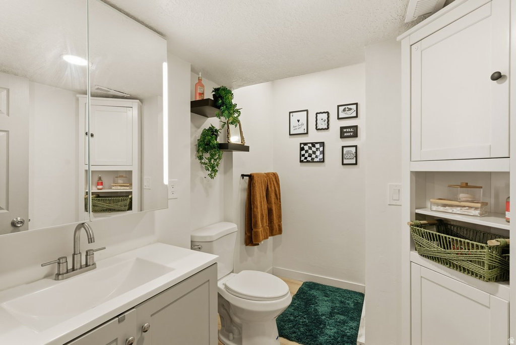 2395 E BOXWOOD LN Eagle Mountain, UT 84005