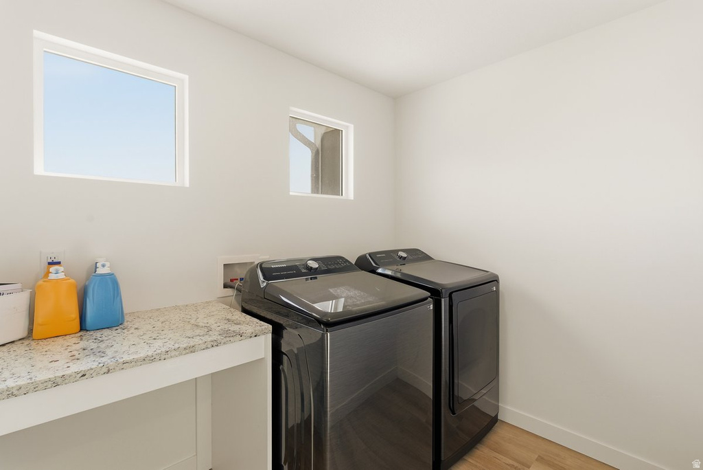 2395 E BOXWOOD LN Eagle Mountain, UT 84005