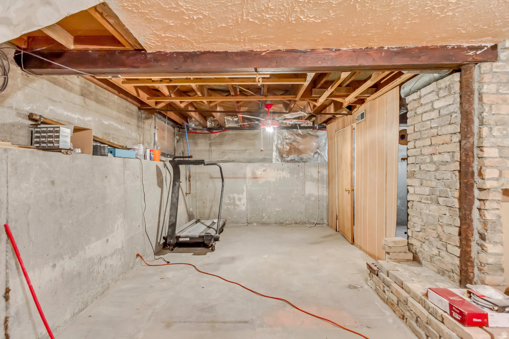 631 E 3390 S South Salt Lake, UT 84106