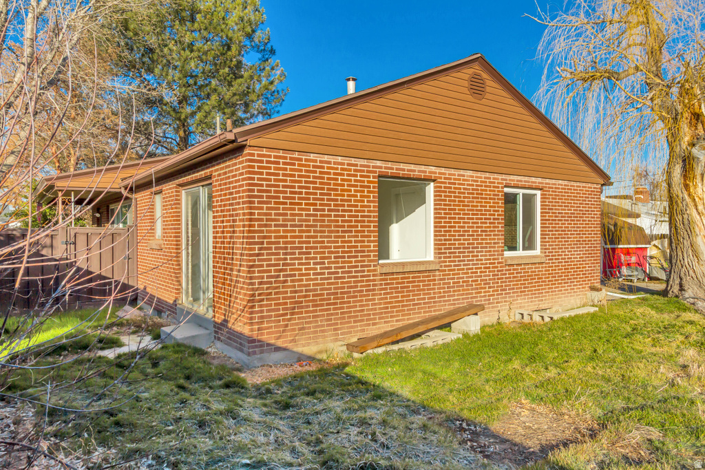 631 E 3390 S South Salt Lake, UT 84106