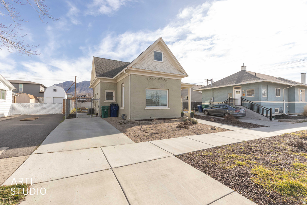2168 ADAMS AVE Ogden, UT 84401