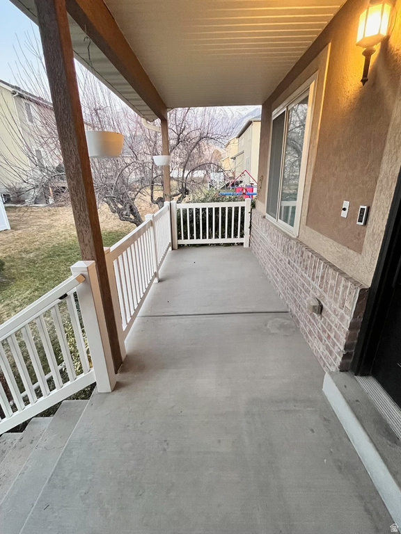 494 E APPLE BLOSSOM DR Pleasant Grove, UT 84062