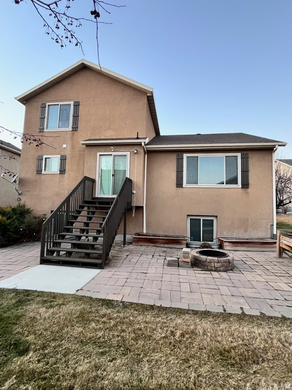 494 E APPLE BLOSSOM DR Pleasant Grove, UT 84062