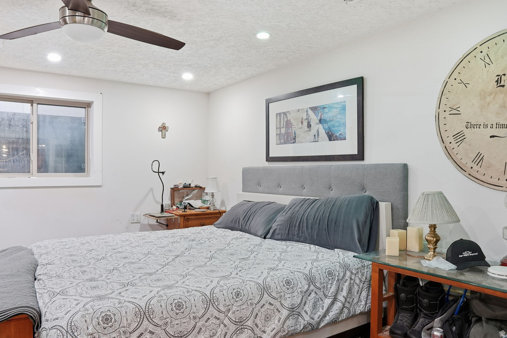 5758 S BENNION DR Taylorsville, UT 84129