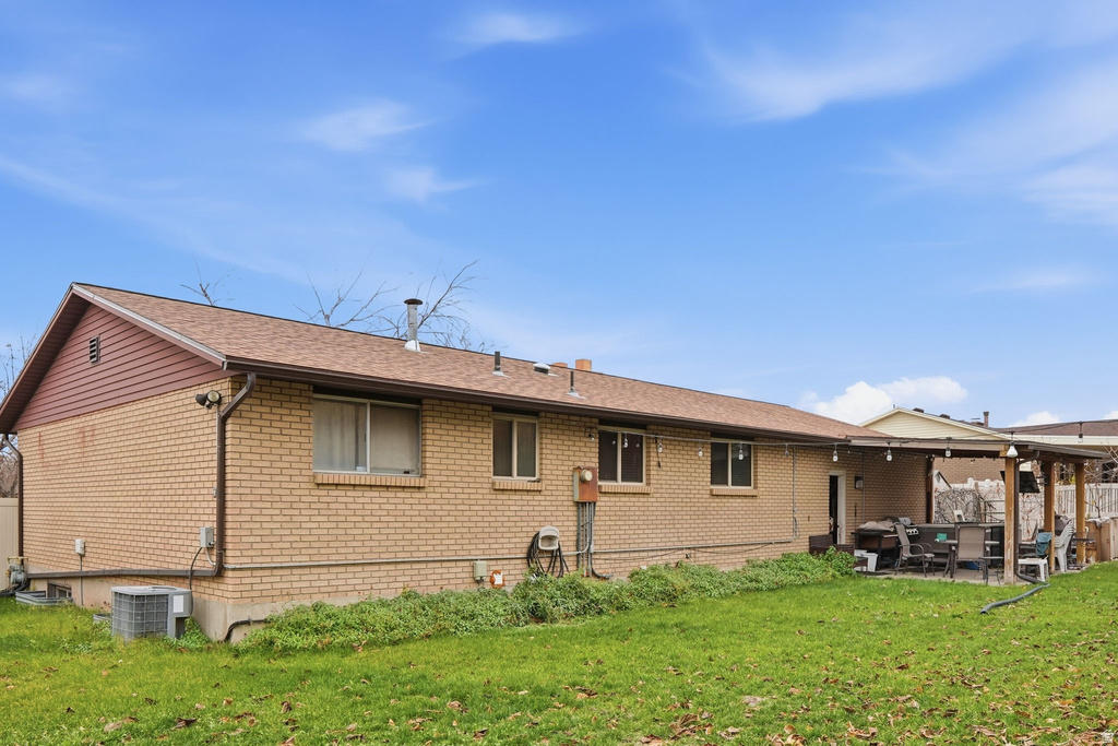 5758 S BENNION DR Taylorsville, UT 84129