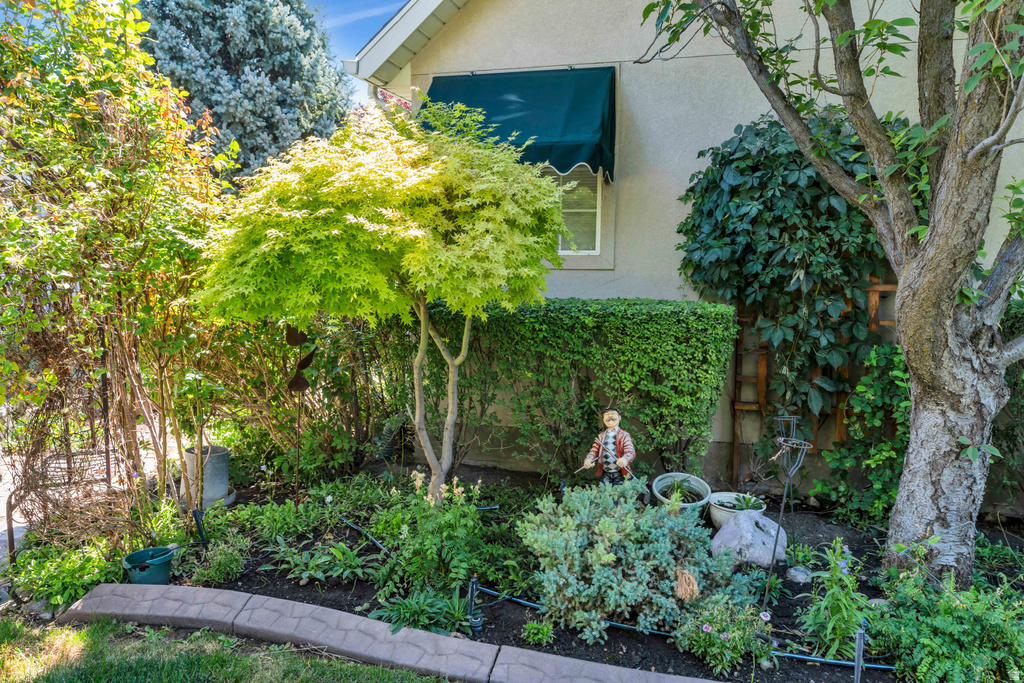 4988 W ALPINE CIR Highland, UT 84003