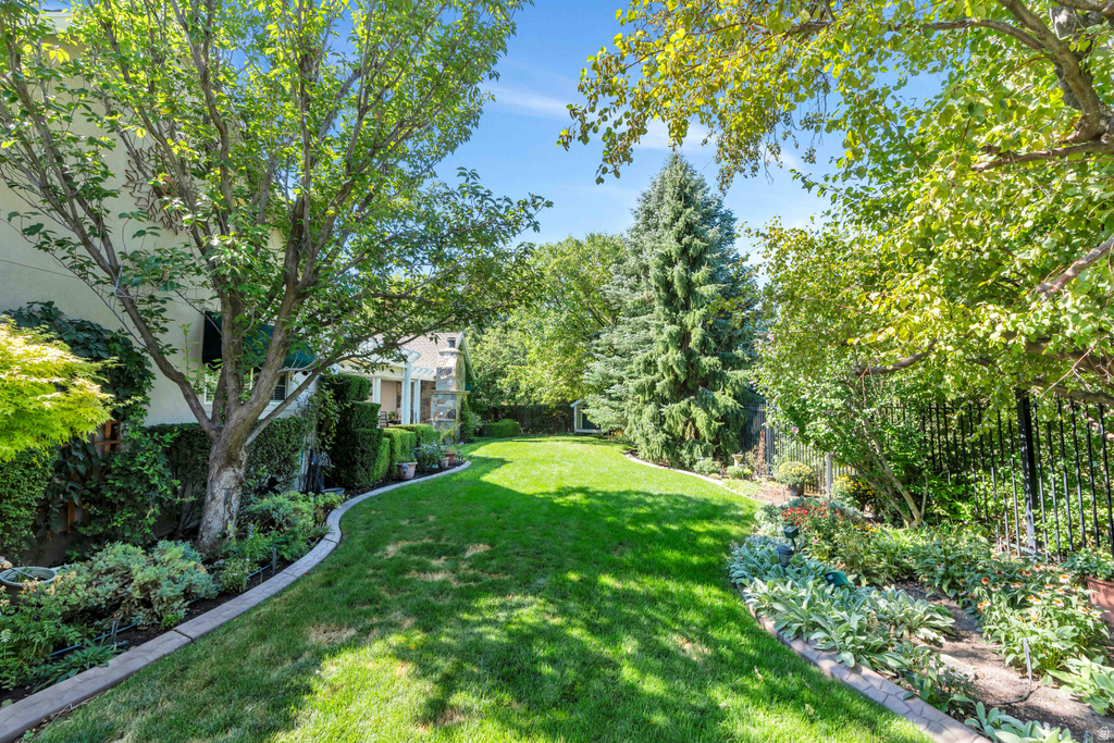 4988 W ALPINE CIR Highland, UT 84003