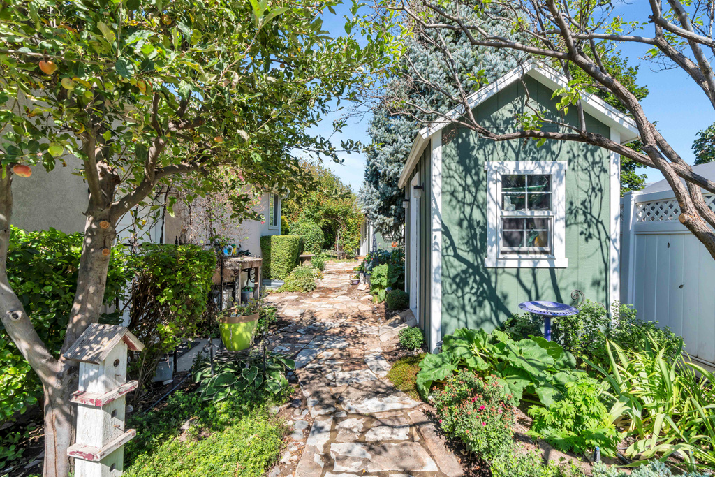 4988 W ALPINE CIR Highland, UT 84003