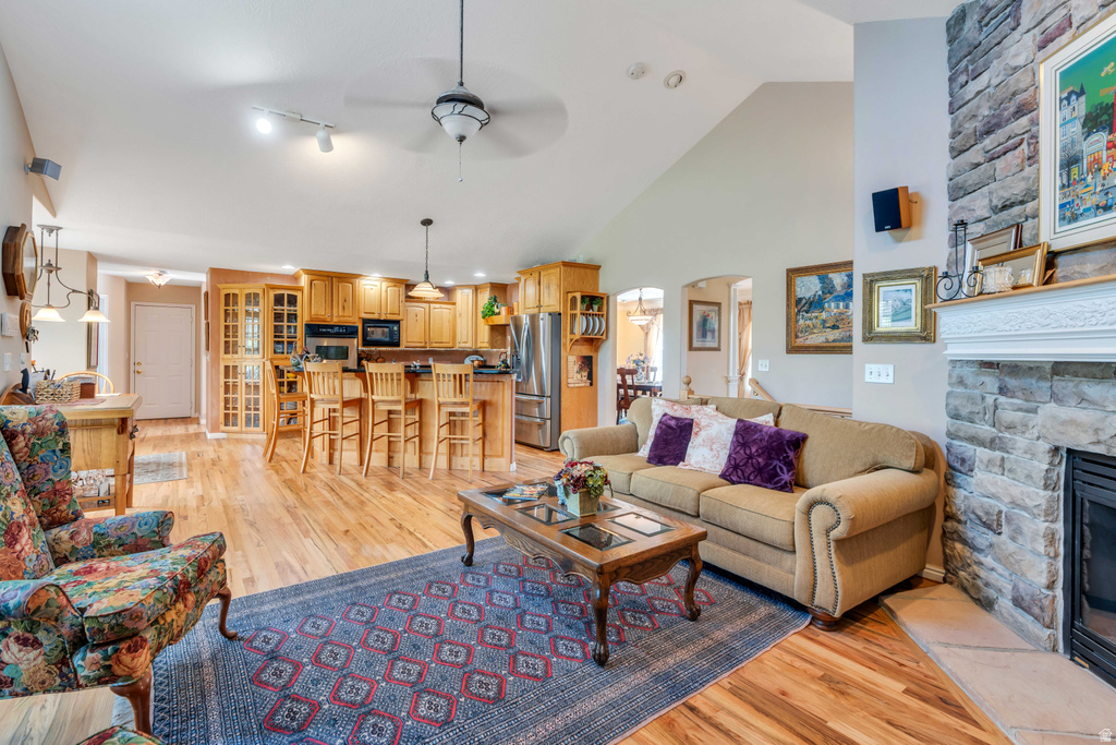 4988 W ALPINE CIR Highland, UT 84003