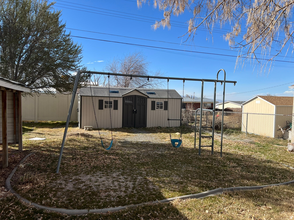 304 S THIRD ST Tooele, UT 84074