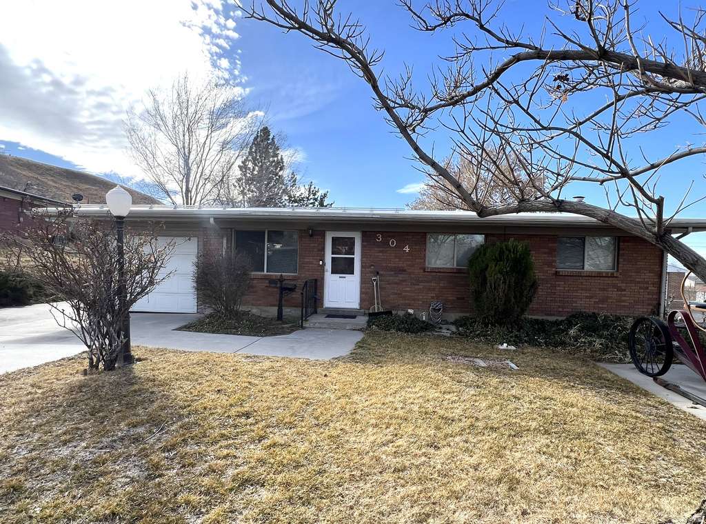 304 S THIRD ST Tooele, UT 84074