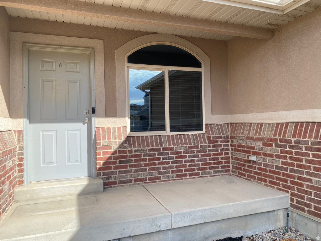 9067 S WISTERIA WAY West Jordan, UT 84088