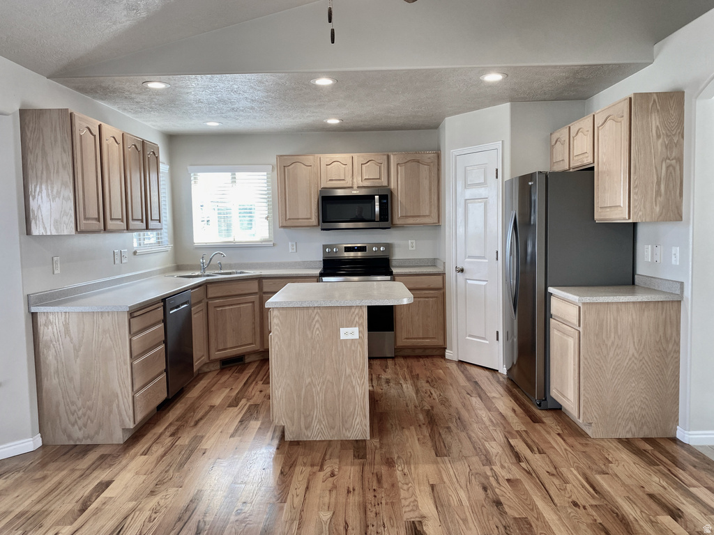 9067 S WISTERIA WAY West Jordan, UT 84088