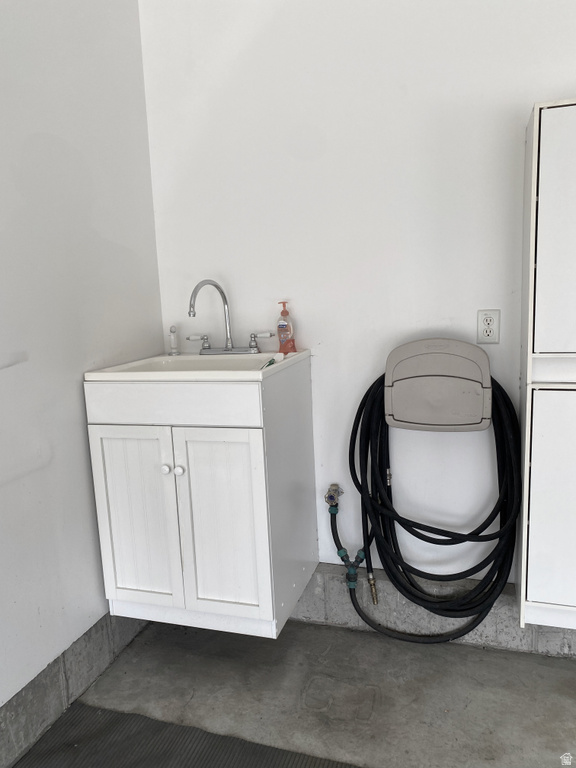 9067 S WISTERIA WAY West Jordan, UT 84088